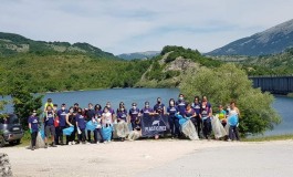 Plastic Free Alfedena, il Lago della Montagna Spaccata liberato dai rifiuti in plastica