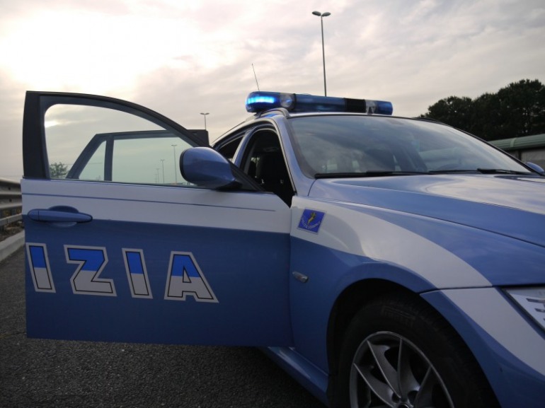 Polizia stradale senza auto