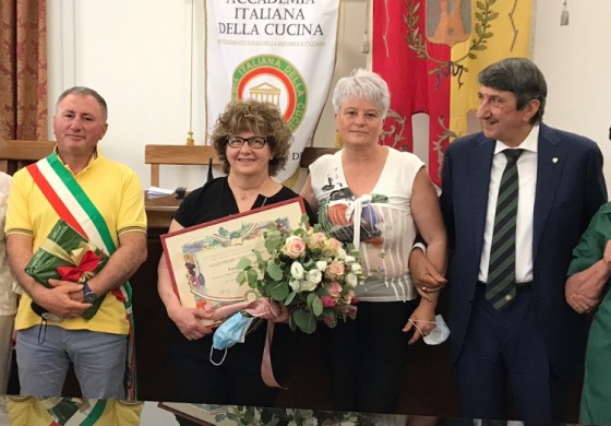 Premio Dino Villani, il mostacciolo "Dolci Tradizioni" di Laura Fioravanti conquista il premio d'eccellenza