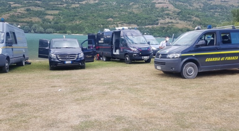 Recuperato il corpo del bagnante affogato nel lago di Barrea