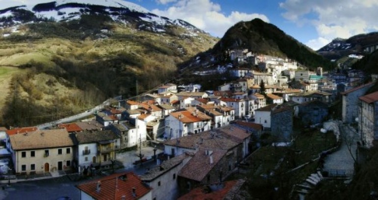 Lavori a Rocca Pia, domani blackout