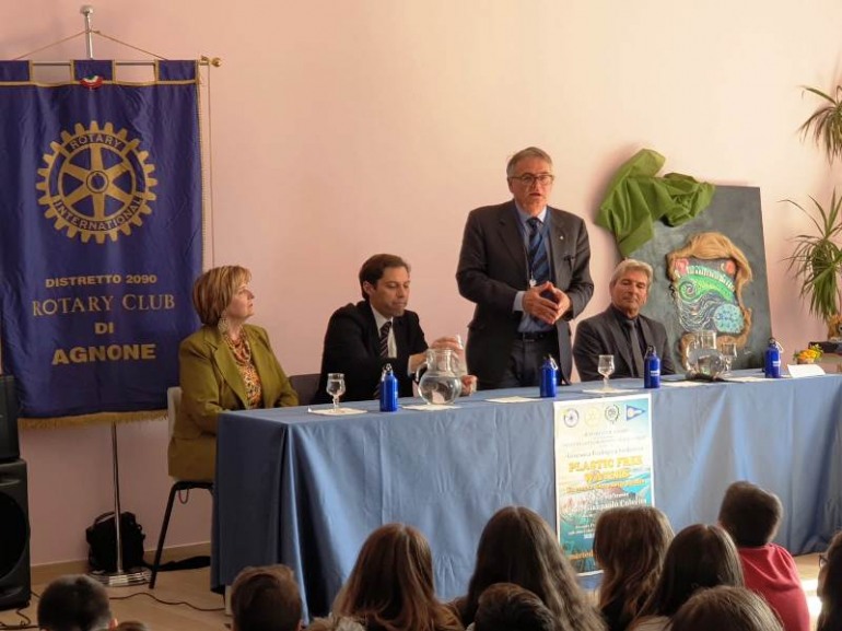 Successo del Rotary di Agnone per il Plastic free waters…