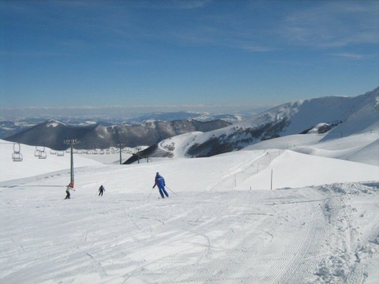 Nuove aperture piste da sci nel Comprensorio Skipass Alto Sangro, prolungate le promozioni per le famiglie