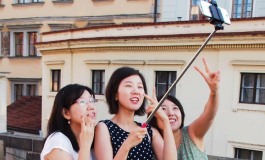 Siamo l'esercito dei selfie