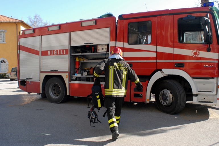 Esplosione a Pescasseroli, Vigili del Fuoco intervengono per lo scoppio di gpl